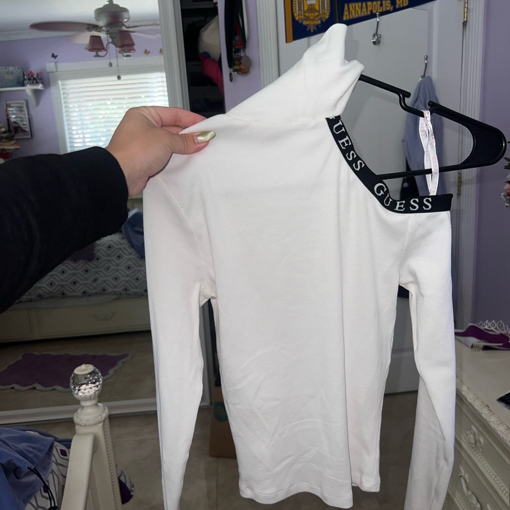 GUESS Women's White Top